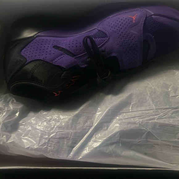 Jordan Zion 2 - Picture 7 of 8